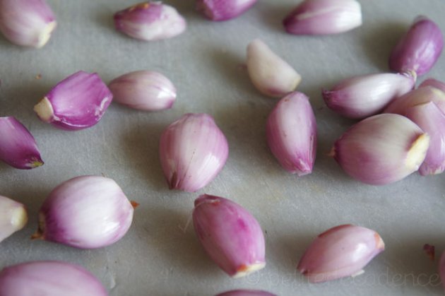 Shallots without skins