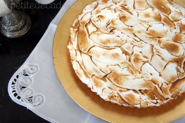 Key lime pie with meringue topping